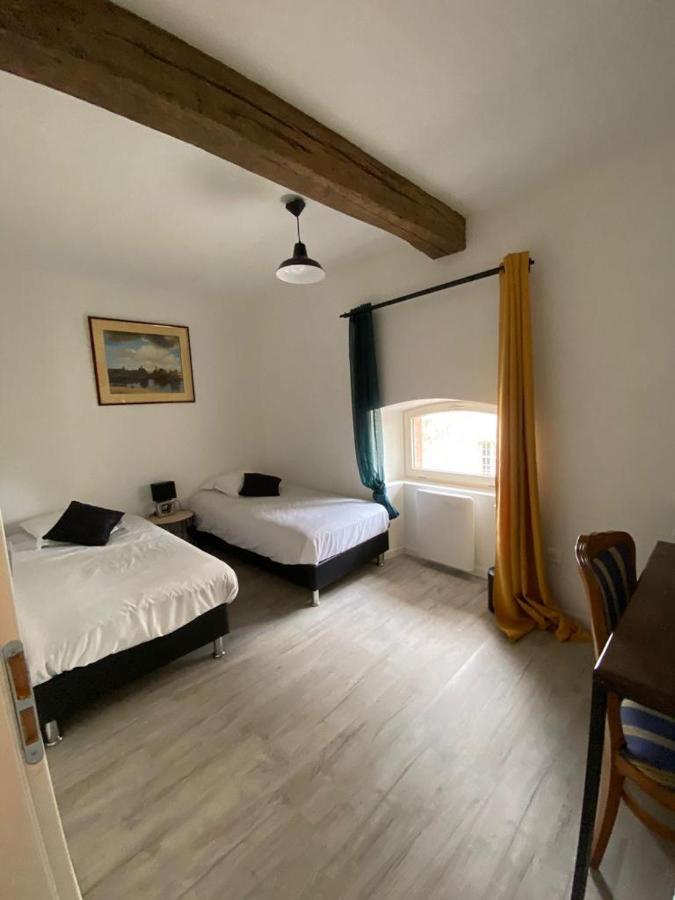 L'Annexe Du Chateau De Saint Genix Buitenkant foto